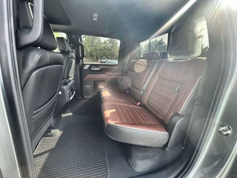 New 2026 GMC Sierra 2500 Denali Ultimate image 26