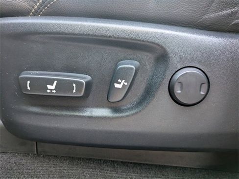 Used 2019 Toyota 4Runner Limited image 19