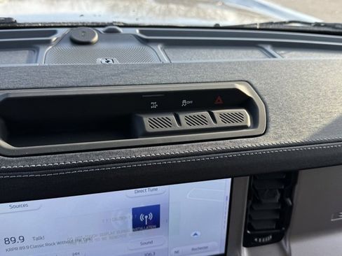 New 2025 Ford Bronco Outer Banks image 11