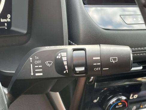 Used 2024 Nissan Rogue SL AWD/4WD image 21