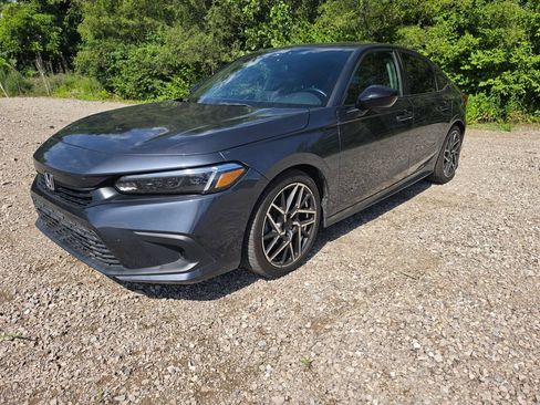 Used 2024 Honda Civic Sport image 1