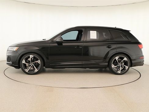 Certified 2023 Audi SQ7 Prestige image 2