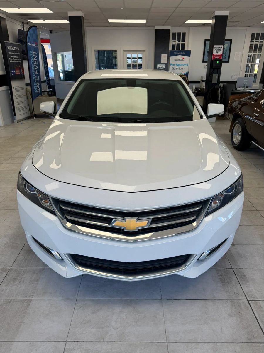 Used 2016 Chevrolet Impala LT w/ Convenience Package FWD image 2