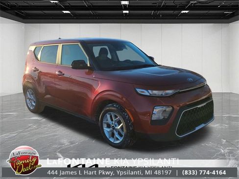 Certified 2021 Kia Soul S image 7