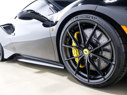 Used 2020 Ferrari 488 Pista image 43