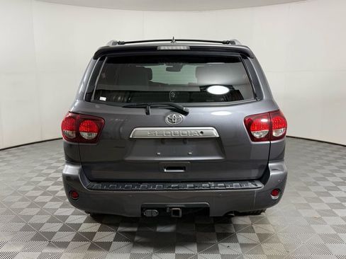 Used 2019 Toyota Sequoia Limited w/ Safety & Convenience Package image 14