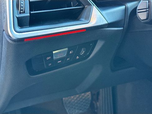 Certified 2024 BMW 330i Sedan w/ Convenience Package image 10