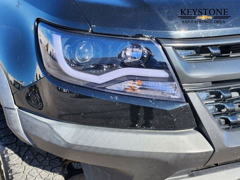 Used 2019 Chevrolet Colorado ZR2 image 9
