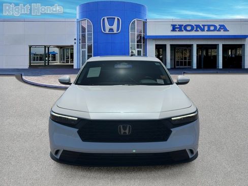 Certified 2023 Honda Accord EX image 11