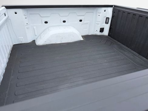 Certified 2024 Chevrolet Silverado 1500 LT image 25