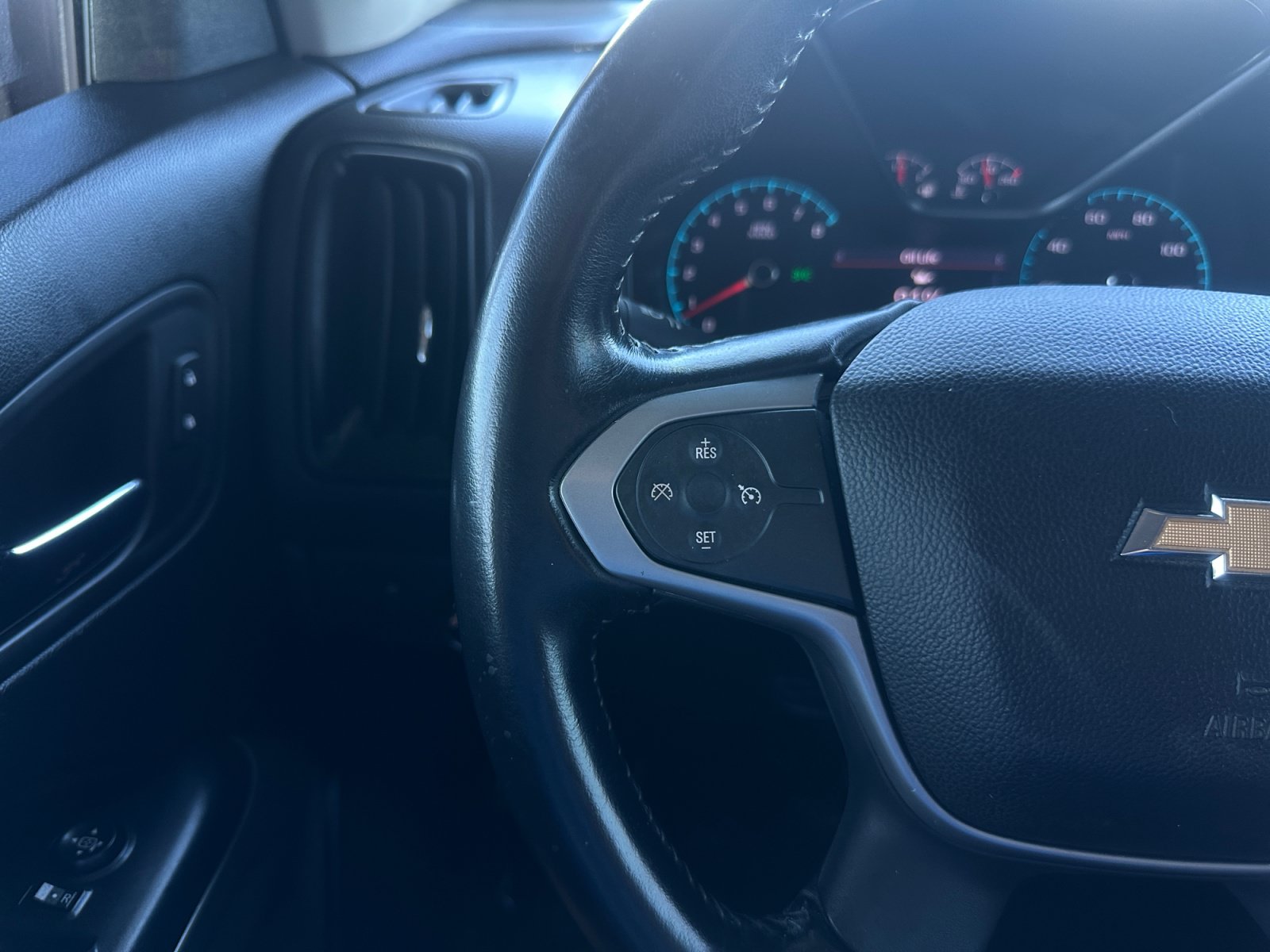 Used 2019 Chevrolet Colorado LT w/ Colorado RST Special Edition RWD image 20