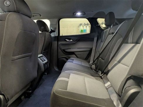 Used 2024 Chevrolet Blazer LT image 25