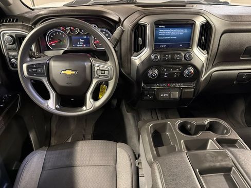 Used 2022 Chevrolet Silverado 2500 LT AWD/4WD image 7