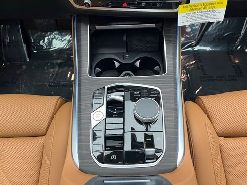 New 2026 BMW X5 xDrive50e AWD/4WD image 12
