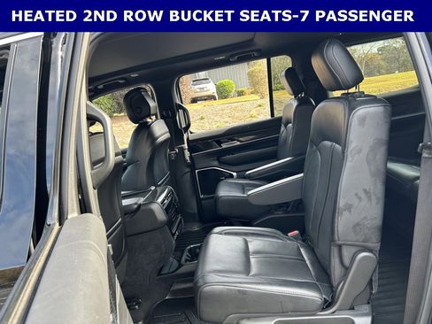 Used 2022 Jeep Wagoneer Series III w/ Premium Group I image 7