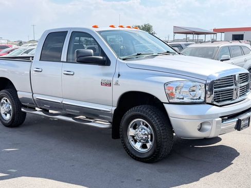 Used 2008 Dodge Ram 2500 Truck Laramie w/ Protection Group AWD/4WD image 4