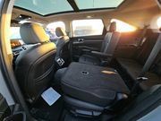 Used 2023 Kia Sorento SX AWD/4WD image 16