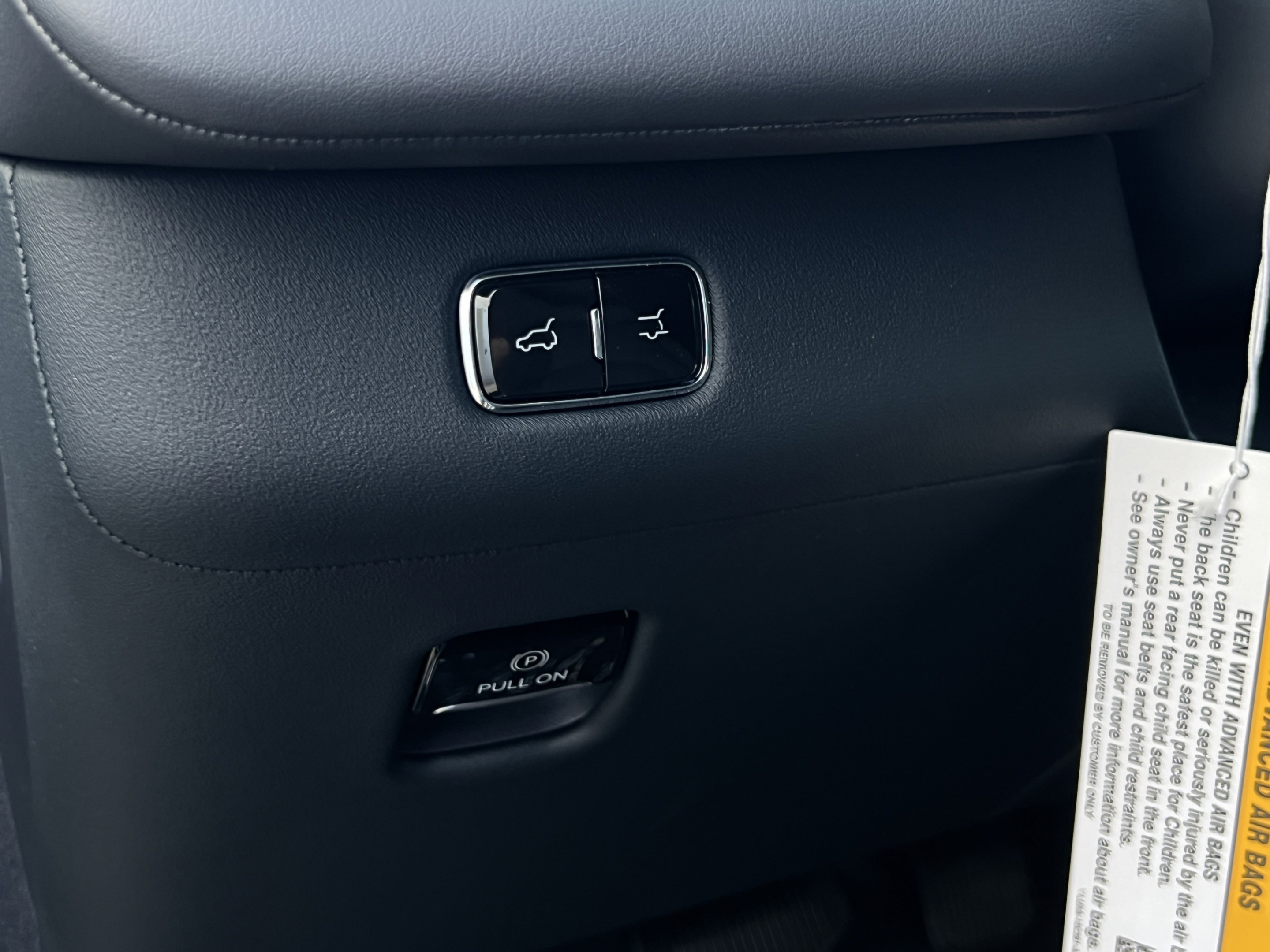New 2027 Lincoln Navigator Premiere RWD image 19