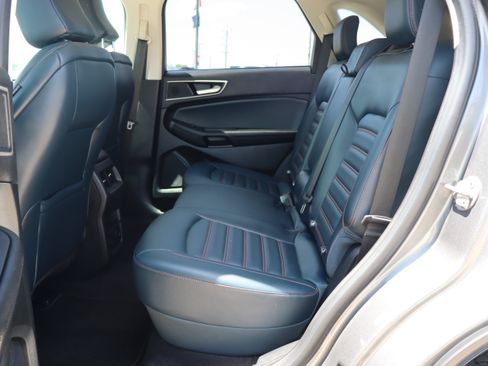 Used 2023 Ford Edge SEL w/ Sport Appearance Package AWD/4WD image 11