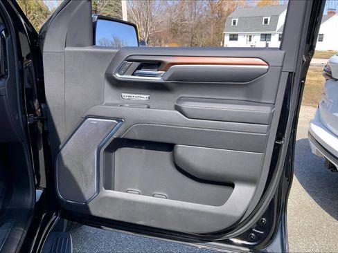 Used 2024 GMC Sierra 1500 Denali w/ Technology Package image 21