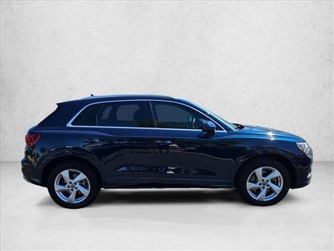 Used 2019 Audi Q3 2.0T Premium Plus AWD/4WD image 4