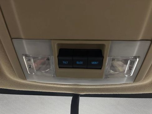 Used 2015 Ford Expedition Limited image 52