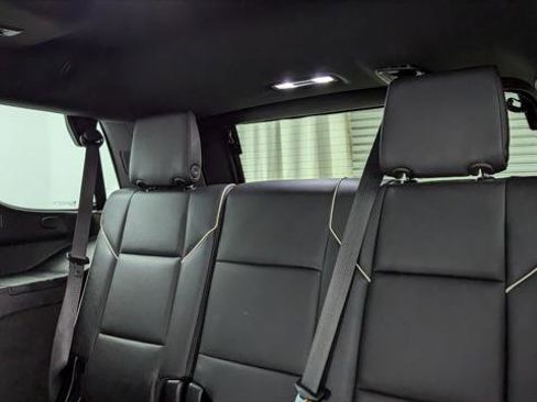Used 2023 Cadillac Escalade Sport image 18