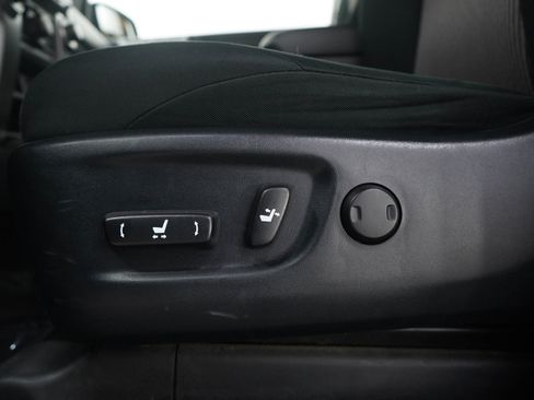 Used 2019 Toyota 4Runner SR5 image 21