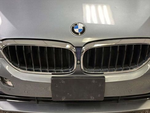 Used 2017 BMW 530i xDrive AWD/4WD image 4