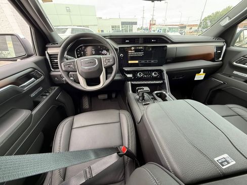 New 2026 GMC Sierra 1500 Denali w/ Denali Reserve Package image 17