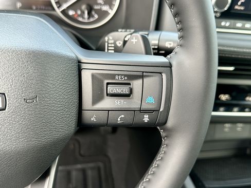 New 2026 Nissan Rogue SV AWD/4WD image 4
