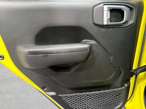 Used 2023 Jeep Wrangler Willys image 27