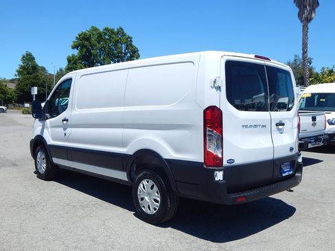Used 2025 Ford Transit 250 Low Roof w/ Exterior Upgrade Package RWD image 5