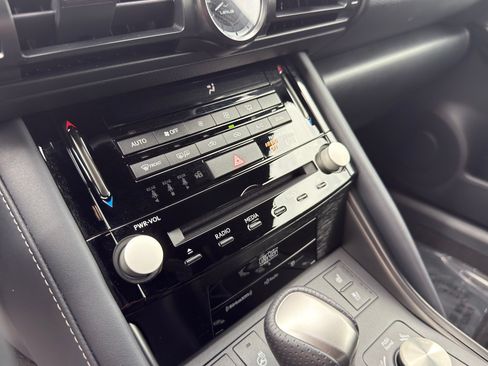 Used 2023 Lexus IS 350 F Sport RWD image 20