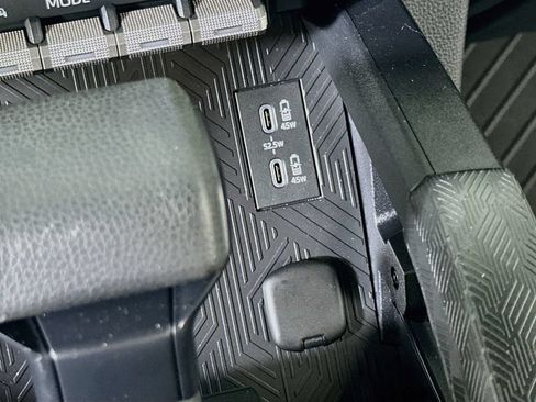 Used 2025 Toyota 4Runner SR5 RWD image 32