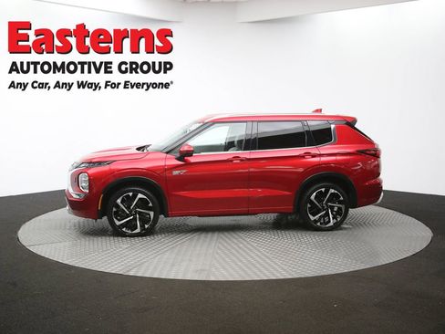 Used 2023 Mitsubishi Outlander SEL image 59