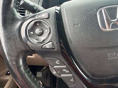 Used 2019 Honda Ridgeline RTL-E image 21