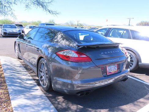 Used 2013 Porsche Panamera GTS image 3