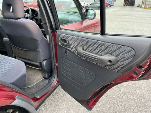 Used 1999 Toyota RAV4 4WD 4-Door image 25