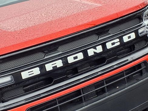 Used 2024 Ford Bronco Sport Outer Banks image 11