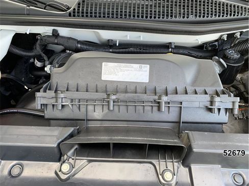 Used 2021 Chevrolet Express 2500 RWD image 14