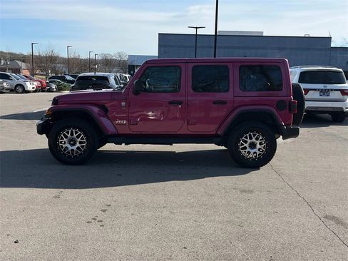 Used 2021 Jeep Wrangler Unlimited Sahara image 12
