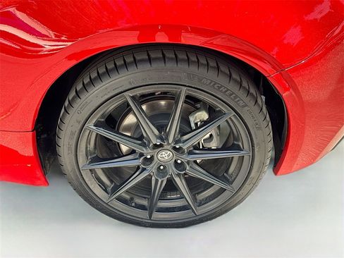 Used 2023 Toyota GR86 Premium image 29