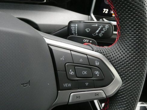 New 2026 Volkswagen GTI SE FWD image 9