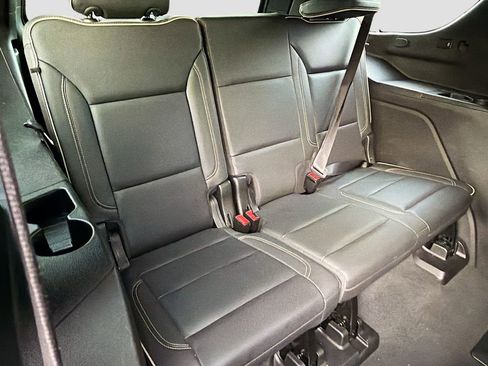 Used 2021 GMC Yukon SLT AWD/4WD image 29