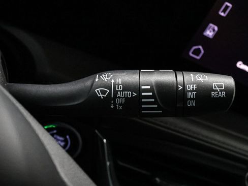 Used 2024 Buick Encore GX Avenir w/ Avenir Technology Package AWD/4WD image 40