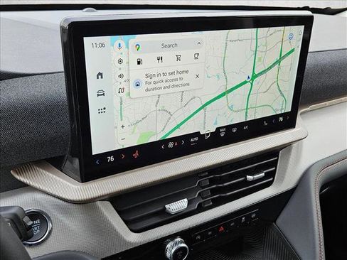 New 2026 Ford Explorer Active image 13