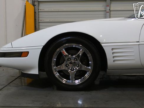 Used 1992 Chevrolet Corvette Stingray Convertible image 40