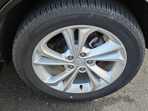 Certified 2023 Buick Encore GX Preferred w/ Cold Weather Comfort Package image 9