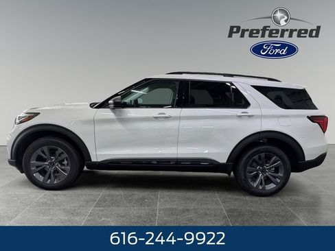 New 2026 Ford Explorer Active w/ Active Comfort Package AWD/4WD image 8